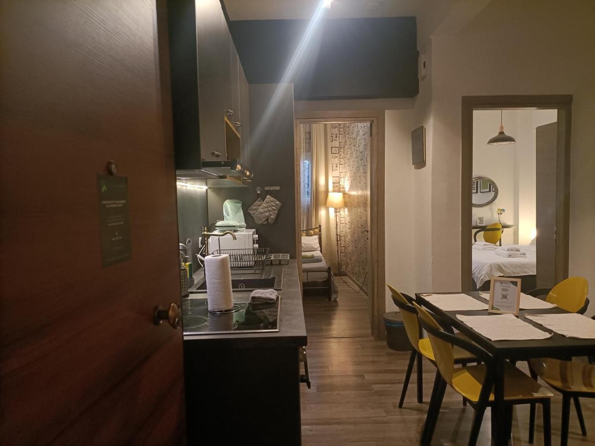 Apartamento Kallimarmaro Cozy Atenas Exterior foto